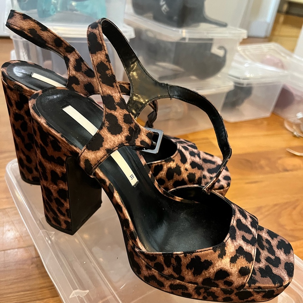 ZARA LEOPARD PLATFORM